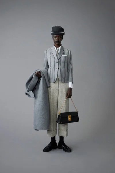 Look 10